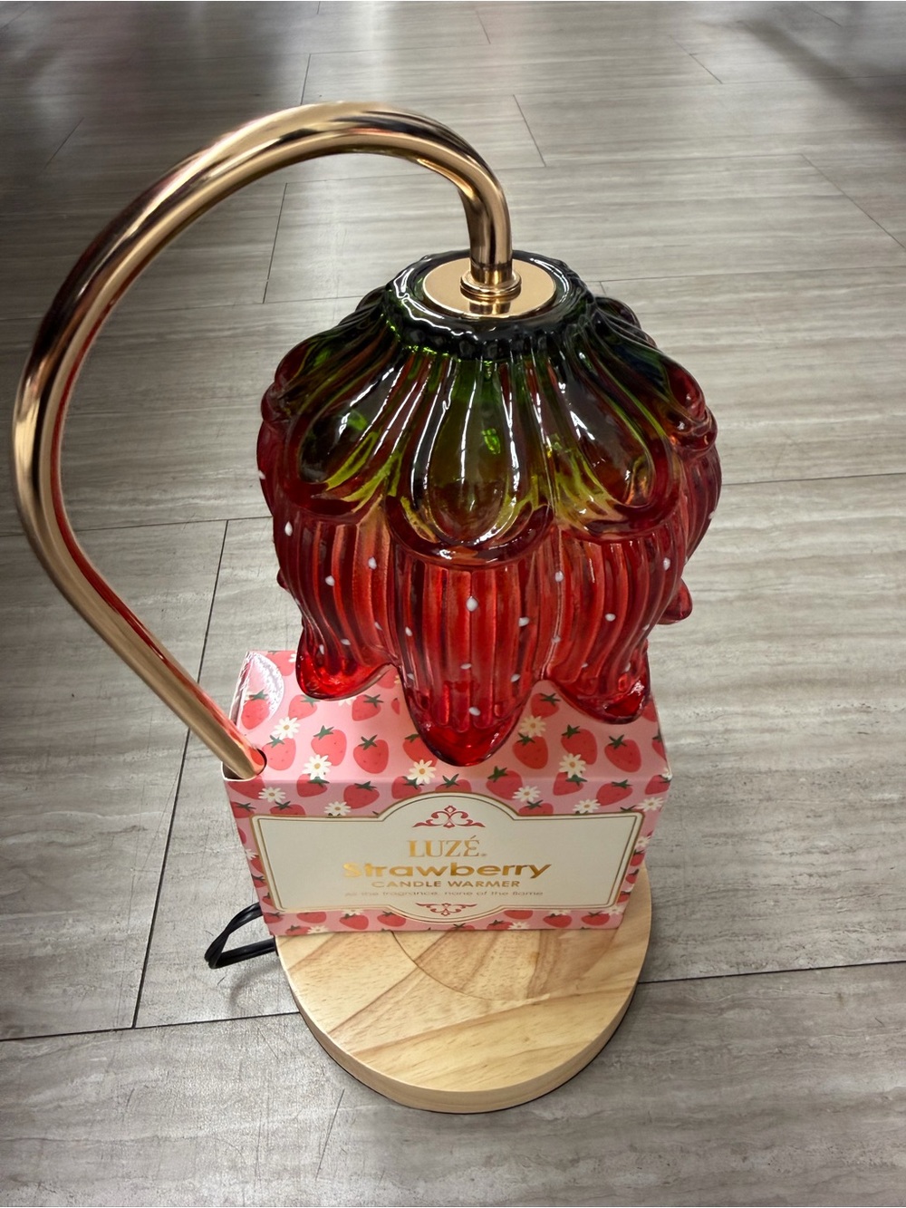 NWT Luzé Strawberry Glass Candle Warmer Lamp Dimmable